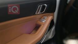 بی ئێم دەبڵیو X7